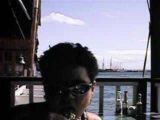 QV008M.jpg (13237 bytes)