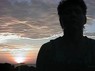 QV072.jpg (10637 bytes)