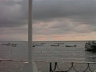 QV090.jpg (9980 bytes)